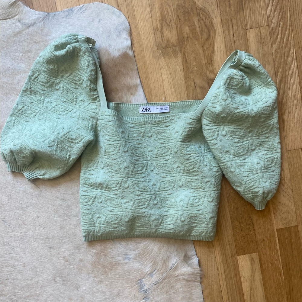 Zara Light Green Textured Knit Top